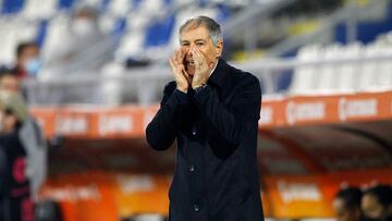 Los problemas de Ariel Holan en Universidad Católica