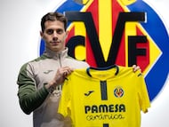 Alfon González, con la camiseta del Villarreal.