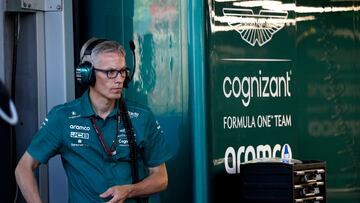 Mike Krack en el box de Aston Martin.