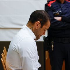 Juicio a Dani Alves, en directo: condenado a 4 años y 6 meses de cárcel por agresión sexual | Última hora