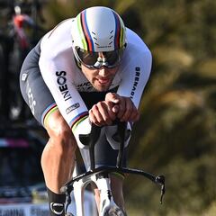 Ganna triunfa con Evenepoel por delante de Pogacar