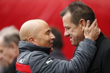 Jorge Sampaoli saluda a Dunga.