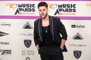 Antonio Jos¨¦ en la alfombra roja de LOS40 Music Awards Santander.