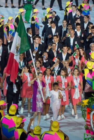 La delegación mexicana en la inauguración de Río 2016