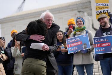 Gallup poll reveals most popular newsmakers: These are the only three individuals with a positive image