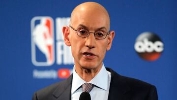 El comisionado de la NBA Adam Silver, durante una comparecencia