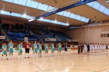 Partido de f迆tbol sala entre el MRA Xota y el Polaris Murcia.
