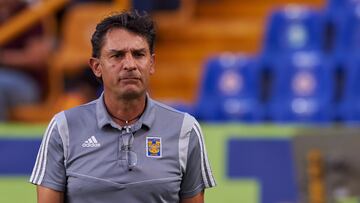 Roberto Medina deja Tigres Femenil, David Aznar contemplado a sustituto