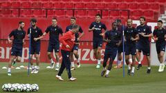 Caparr&oacute;s, durante un entrenamiento del Sevilla.