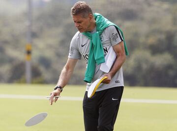 El equipo dirigido por Paulo Autuori realizó una jornada de entrenamiento pensando en el enfrentamiento ante el equipo paraguayo por la Copa Libertadores, donde va perdiendo 1-0.