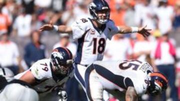 Peyton Manning, QB de Denver, quiere abarcar m&aacute;s de lo que puede en el ataque de los Broncos.