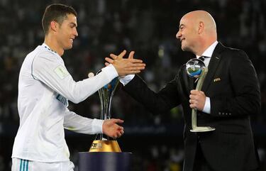 Brazilian inventor threatens Fifa over stolen referee spray patent