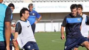 <b>CAZORLA PREPARADO. </b>El asturiano, uno de los ocho internacionales del equipo, está listo para la acción. No jugó contra Liechtenstein.