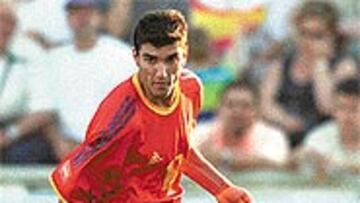 <b>REYES</B>. El duende de su fútbol sólo es para elegidos y Caparrós ha sabido protegerle no haciéndole jugar la Copa del Rey.