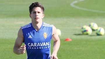 Giuliano Simeone, durante un entrenamiento con el Real Zaragoza.