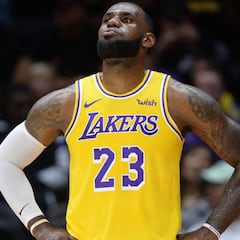 Juancho, máximo anotador en el estreno de LeBron con los Lakers