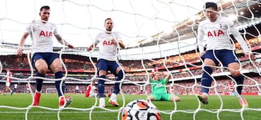 Aaron Ramsdale, abatido tras el gol del Tottenham