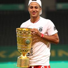 A Thiago le cambian los planes