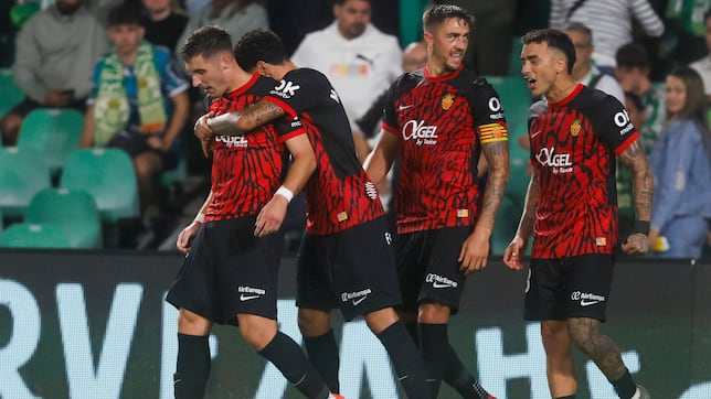 El Mallorca asalta el Villamarín para soñar con Europa