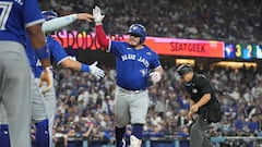 Familia de Alejandro Kirk presente en Dodger Stadium: “Es un orgullo”
