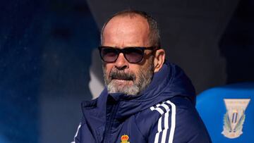 LEGANES, SPAIN - MARCH 18: Alvaro Cervera of Real Oviedo looks on prior to the La Liga SmartBank match between CD Leganes and Real Oviedo at Estadio Municipal de Butarque on March 18, 2023 in Leganes, Spain. (Photo by Angel Martinez/Getty Images)