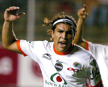 Con la camiseta de Chiapas ganó un título de goleo que fue en el Clausura 2006 cuando metió 11 tantos. A 'Chava' le bastaron tres años en el equipo de la selva para convertirse en el máximo goleador de Jaguares con 59 dianas.