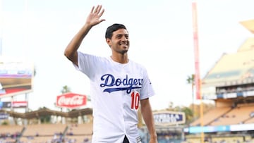 Los cuadros angelinos de la MLS se unieron al festejo de los Dodgers, que terminaron con su sequía y se llevaron la Serie Mundial, luego de 32 años.
