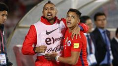 El emocionante abrazo de Vidal y Alexis que marcó al Nacional