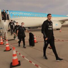 “El quilombo lo tenía la delegación argentina”, la dura respuesta a ‘Dibu’ Martínez