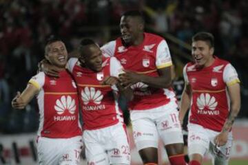 Santa Fe sigue en la pelea por los tres torneos que disputa. La Copa Águila, La Copa Sudamericana y el FPC.