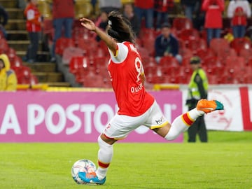 Las Leonas golearon ante 10.000 aficionados que llegaron a El Campín.