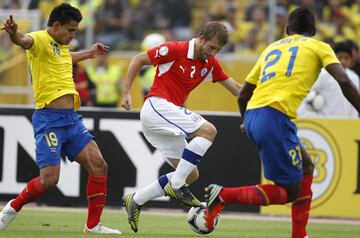 Jugó 68 minutos durante la era de Borghi en la visita a Quito. La Roja cayó por 3 goles a 1.