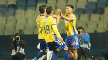 Un golazo impacta directamente en la tabla y cierra un día pésimo para la U