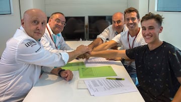 Jaume Masi&agrave; ficha por el Leopard Honda.