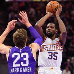 Durant se queda al mando de unos Suns aún marchitos