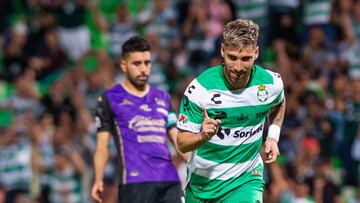 during the game Santos vs Mazatlan FC, corresponding Round 17 the Torneo Apertura 2022 of the Liga BBVA MX at TSM Corona Stadium, on October 02, 2022.
<br><br>
durante el partido Santos vs Mazatlan FC,, correspondiente a la Jornada 17 del Torneo Apertura 2022 de la Liga BBVA MX en el Estadio TSM Corona, el 02 de octubre de 2022.