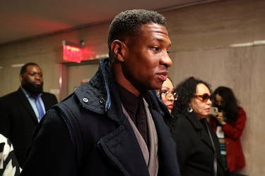 Marvel despide a Jonathan Majors (Kang) tras ser declarado culpable de agredir y acosar a su exnovia