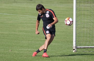 Corinthians ya se adapta a la altura de Bogotá