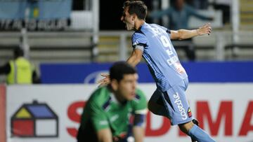 Futbol, O'Higgins vs Huachipato
Decimo cuarta fecha, campeonato de Trasicion 2017
El jugador de O'Higgins Pablo Calandria, centro, celebra su gol contra Huachipato durante el partido de primera division disputado en el estadio El Teniente de Rancagua, Chile.
30/11/2017
Andres Pina/Photosport
Football, O'Higgins vs Huachipato
14th date, Transition Championship 2017
O'Higgins player Pablo Calandria, center, celebrates after scoring against Huachipato during the first division football match at the El Teniente stadium in Rancagua, Chile.
30/11/2017
Andres Pina/Photosport