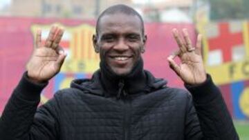 Abidal celebra su regreso.