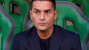 ELCHE, SPAIN - AUGUST 22: Francisco Rodriguez, Manager of Elche CF looks on prior the LaLiga Santander match between Elche CF and UD Almeria at Estadio Manuel Martinez Valero on August 22, 2022 in Elche, Spain. (Photo by Francisco Macia/Quality Sport Images/Getty Images)