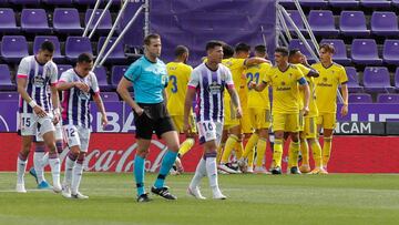 VALLADOLID, 24/04/2021.-Los jugadores del Cádiz festejan el gol del defensa Juan Cala, durante el partido de LaLiga de la jornada 32 contra el Valladolid, este sábado en el estadio José Zorrilla de Valladolid.- EFE/Raúl Garc&ia