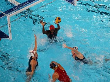 Con un resultado de 11-13, España vence a Estados Unidos en su segundo partido del grupo. Con esta victoria suma ya 6 puntos y se acerca a las elimatorias.