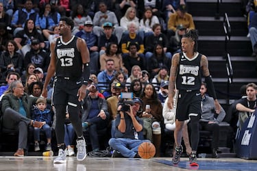 El vestuario de los Grizzlies arropa a Ja Morant: Es nuestra familia