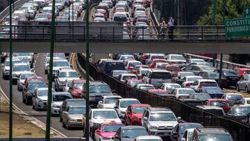 Autos con engomado azul no pueden transitar en calles de Cdmx y Edomex para este viernes 4 de abril del 2025.