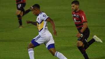 Boca recibe a Newell's, sin Tevez pero con Wanchope y Mauro