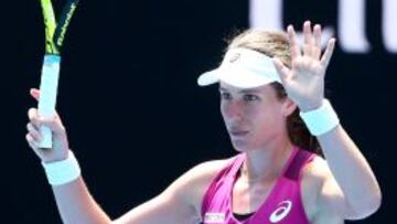 Johanna Konta celebra su victoria ante Shuai Zhang.