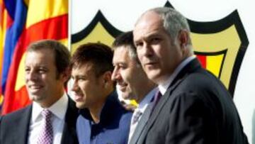 Rosell, Neymar, Bartomeu y Zubizarreta.