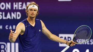 Alexander Zverev, frustrado ante Taro Daniel.
