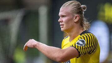 30 July 2021, Austria, Altach: Dortmund's Erling Haaland celebrates his team's second goal during the Pre-season Friendly Soccer match between Borussia Dortmund and FC Bologna at the Schnabelholz stadium. Photo: David Inderlied/dpa
30/07/2021 O